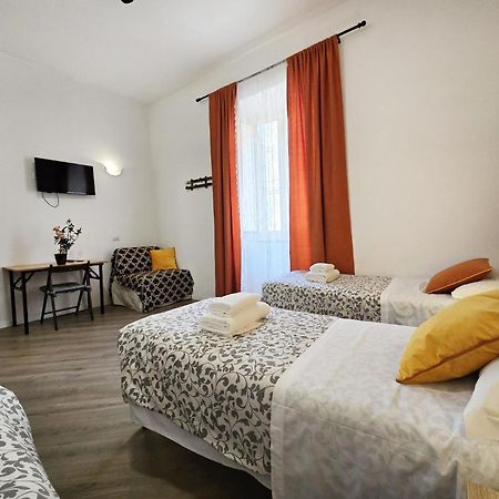 Myomax Guesthouse Рим Екстер'єр фото