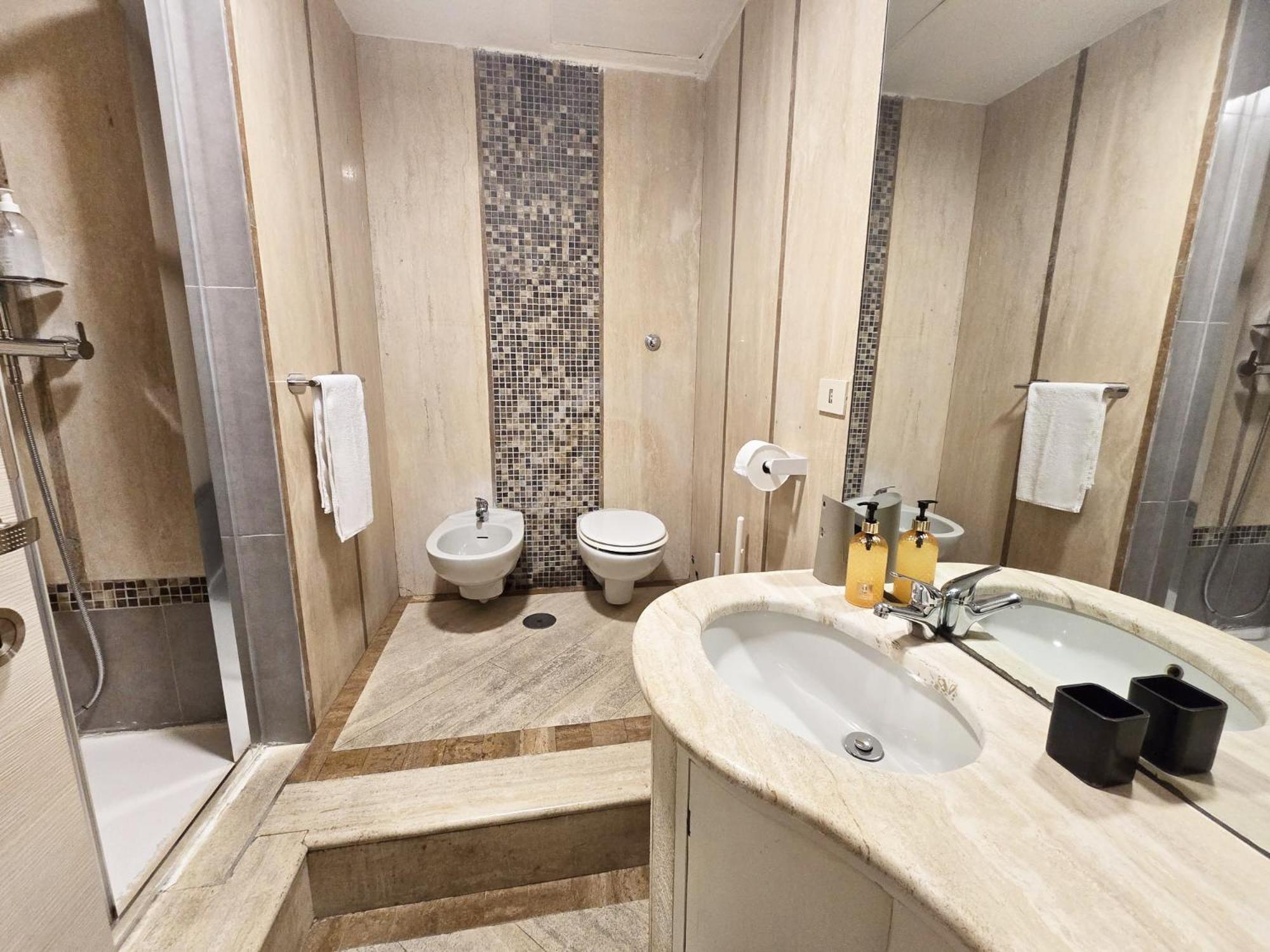 Myomax Guesthouse Рим Екстер'єр фото